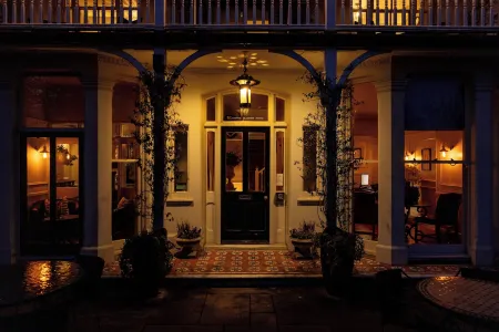 Wingrove House Отели в г. Сифорд