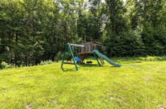 NEW Spectacular Views & Private space on a Scenic Mountain 40ft Salt Water Pool