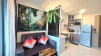 A304 - Foreat-Seaview 1BR-1BATH