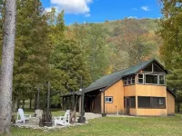 Elk/trout/hunting/star gazing 4 bdrm, 2 bath cabin