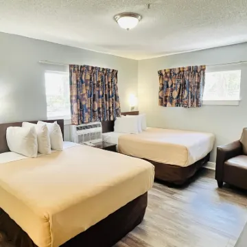 Tampa Bay Extended Stay Airport Hotels near Rocky Point Golf