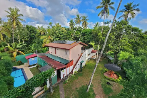 Airport Green View Resort فنادق في Veyangoda