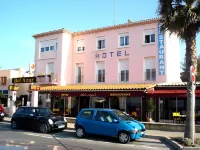 Hôtel Bel Azur Six-Fours-Les-Plages Các khách sạn ở Sanary-sur-Mer