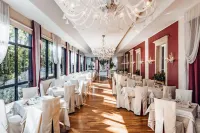 Hotel Villa Madruzzo Hotels in Baselga di Pine