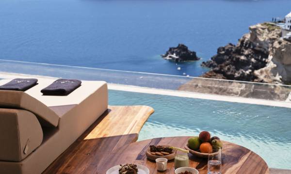 Andronis Luxury Suites