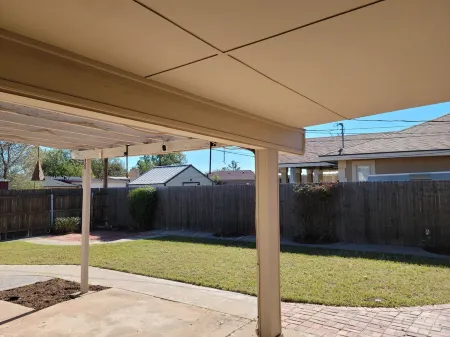 2-bedroom house in Odessa with AC, WiFi. Enjoy your stay