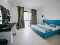 HOTEL KAISER Hotele w: Sousse Medina