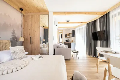 Apartamenty Klemensówka Hotels near Prometheus Shot dead Monument