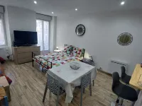 L'Escale historic city center rated 3 stars. 加普酒店