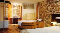 Super Romantic apartment with Jacuzzi in the Picos de Europa.