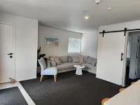 Rooftop Apartments Hotels in Raglan