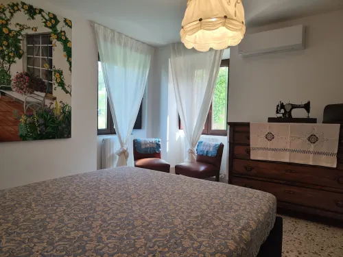 GrazieSole Farmhouse whole house exclusively, facing the Sibillini Mountains