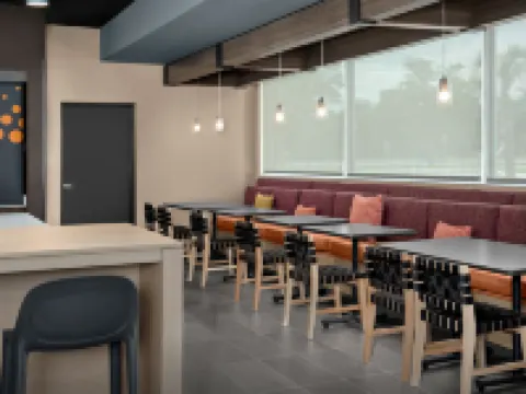 トゥルー バイ ヒルトン ジャクソンビル エアポート I-95 ジャクソンビルのホテル