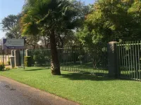 Lodumo Guesthouse B & B