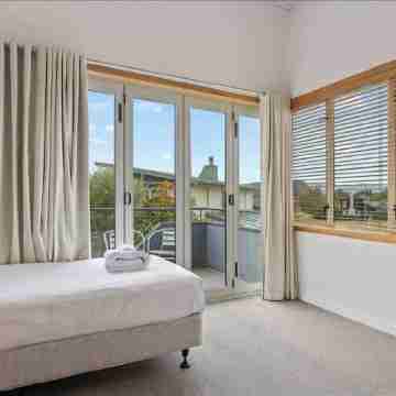 A relaxing Alpine Haven close to the Lake Rooms