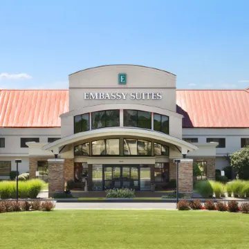 Embassy Suites by Hilton Detroit Metro Airport