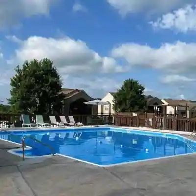 Charming 2-bedroom Penthouse condo with AC, WiFi in lovely BransonMo Fitness & Recreational Facilities