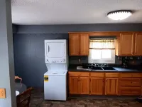 The Cozy Nook! Charming 1-bedroom apartment in Batavia with WiFi, AC Hotels in Genesee County