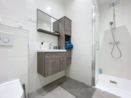 Cosy new studio between Paris and Disneyland Отели в г. Бри-Сюр-Марн