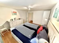 100m2 apartment in a house by the lake + garden near Potsdam Hotels in Caputh