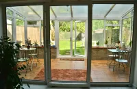 Bicester Entire 5 double bedroom detached house free Parking Wifi Netflix Piano