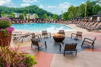 Harrah's Cherokee  – A Caesars Rewards Destination - Pools