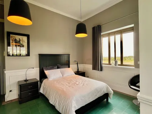 Aile de Château Avec Piscine au Milieu des Vignes, à 10 mn des Plages