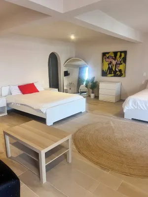 Casa Mediterranea, luxury and comfort Hotels near Lago de Tequesquitengo