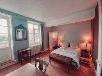 Grand Gîte de Charme 19e & son Parc, Loire & Sancerre Hotels in Saint-Satur