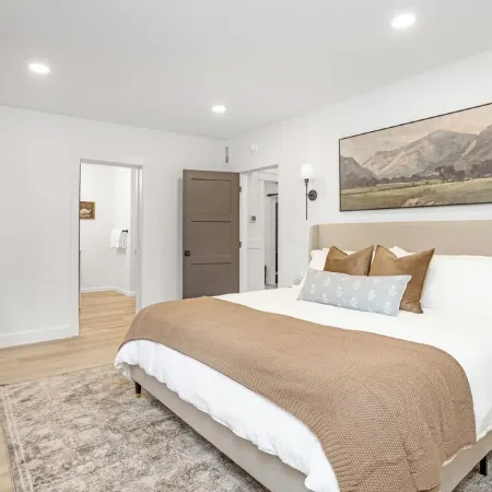 Heritage Heights - Luxe Historic Home Near Downtown & Pioneer Park - EV Charger