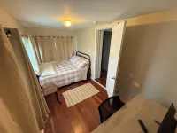 The Bay Breeze. In Village of Elk Rapids. Walk to Festivals, Beach Park & Town