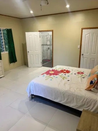 Spacious 4-bedroom house in Tiapapata Heights overlooking a beautiful forest