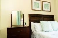 Charming 2-bedroom house in Choiseul, St. Lucia. Hotels in 