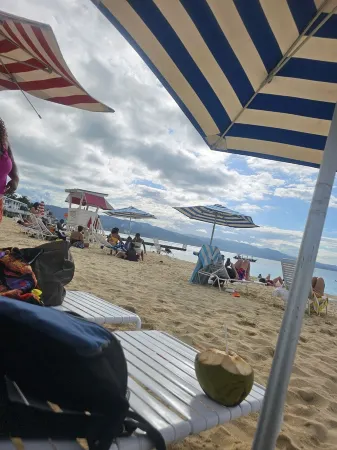 Stonebrook Villa Chateau Trelawney Jamaica 3 bedrooms 3 bathrooms.