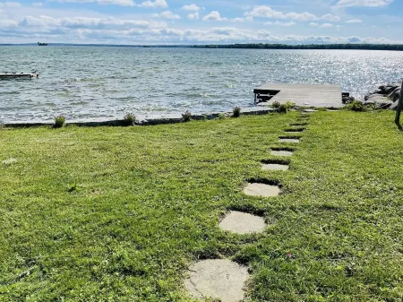 SouthLake cottage on Lake Couchiching