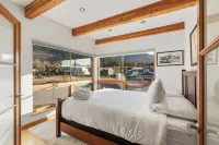 Alaska Slopes | Hot Tub, Gym & Guest House