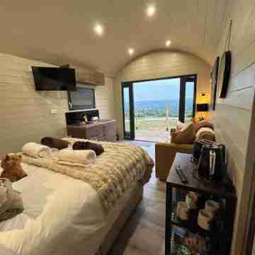 The Highland Cow Bothy Rooms