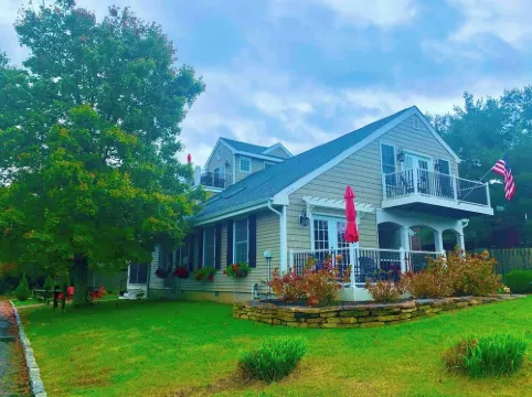 Charming spacious 4+bdrm Cape May Beach House WOW Hotels in West Cape May