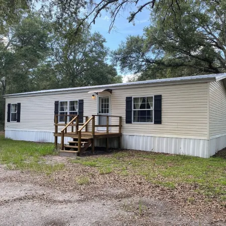 North Florida Cabin near Springs / Trails / Campground / Fire Pit Отели в г. Дикси
