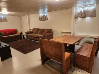 Downstairs apt, 2 beds, 3/4 bath, kitchen, washer/dryer.  Walk to restaurants. Hotels in Craig