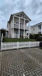 1st line water front 5 Minutes to the beach and 10 mins to old town center.