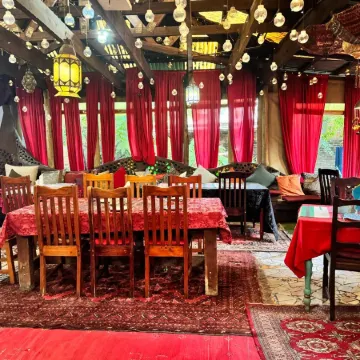 Rabbit Hole Hotel