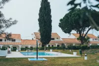 Apartamentos Vale de Carros by Umbral - parking