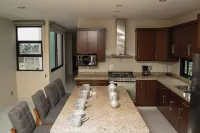 Apartment for 8 with terrace and BBQ in the city center Hotels in Arandas