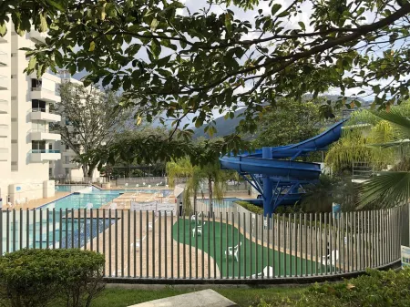 Luxury vacation apartment with A/C!