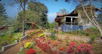 Cozy stone retreat on Hill top. Pet friendly @ Kombai PALLANGI, KODAIKANAL Hotels near Poombarai village