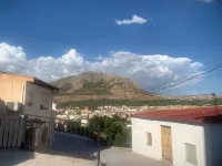 Rented rooms in triplex Hotels in Comarca de Baza