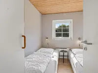 "Tara" - 900m from the sea