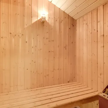 "Suleika" - 900m from the Sea