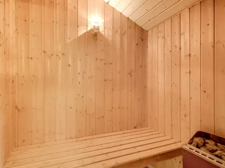 "Suleika" - 900m from the Sea